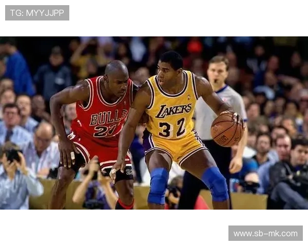 世达足球五号球星是谁 盘点五号球员的经典表现与历史地位